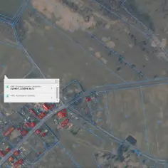 Mapa działek w Aleksandrowie Kujawskim z widoczną ewidencją gruntów i budynków na geoportal.gov.pl.