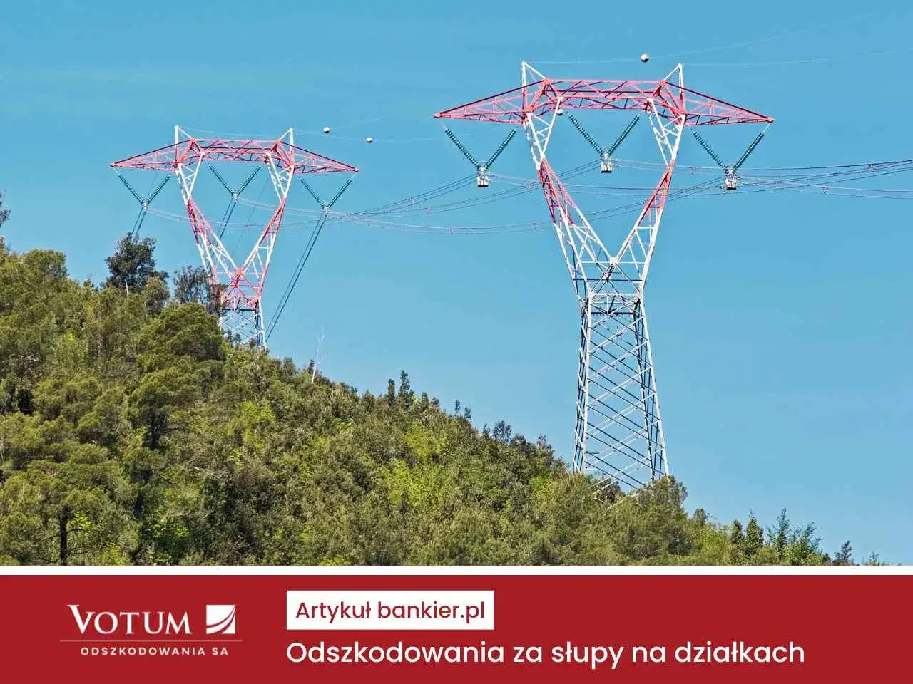 Wysokie słupy energetyczne na tle błękitnego nieba. Czy ktoś dostał odszkodowanie za słupy energetyczne? Artykuł bankier.pl.