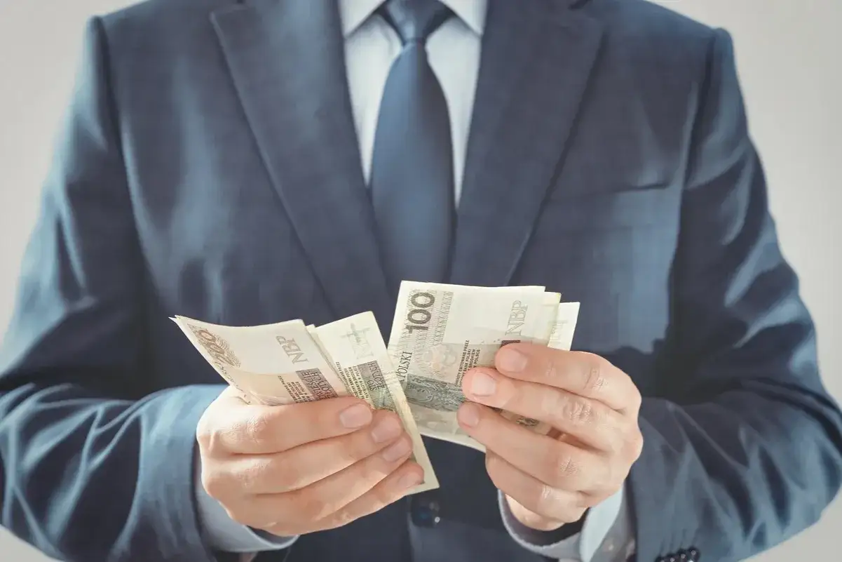 Zdjęcie Ile zarabia przewodniczący rady osiedla? Zaskakujące fakty i różnice