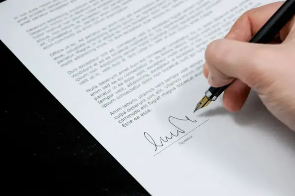 Czynsz co miesiąc? Prawo i praktyka płatności za najem